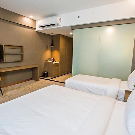 Grand Flora Hotel Malacca Ngoại thất bức ảnh
