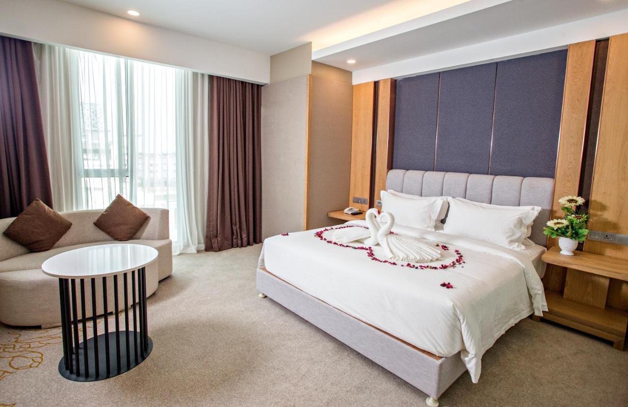 Grand Flora Hotel Malacca Ngoại thất bức ảnh